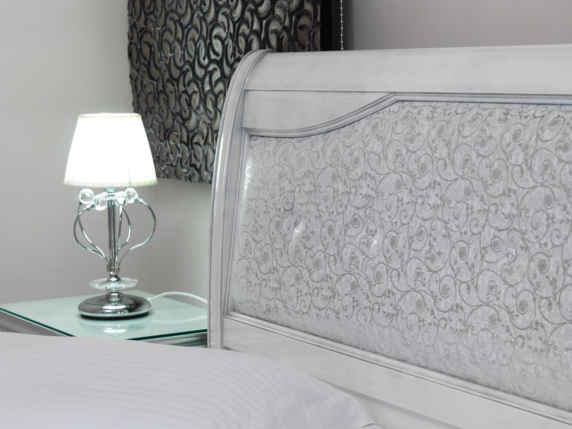 Hondos Classic Hotel & Spa Nestani Ruang foto
