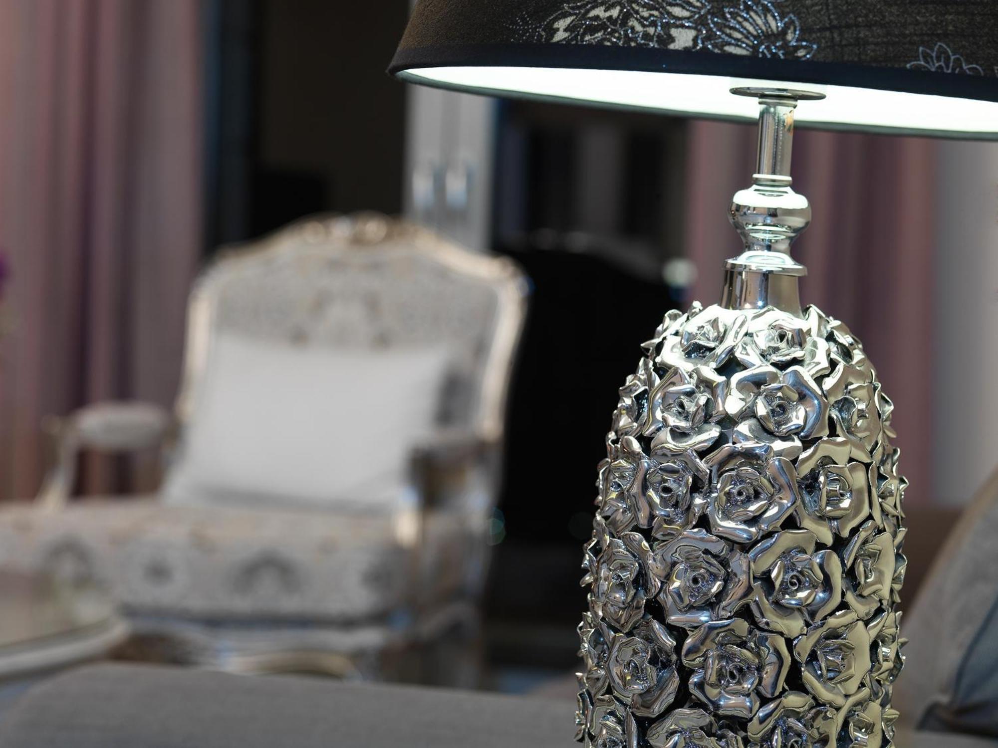Hondos Classic Hotel & Spa Nestani Ruang foto